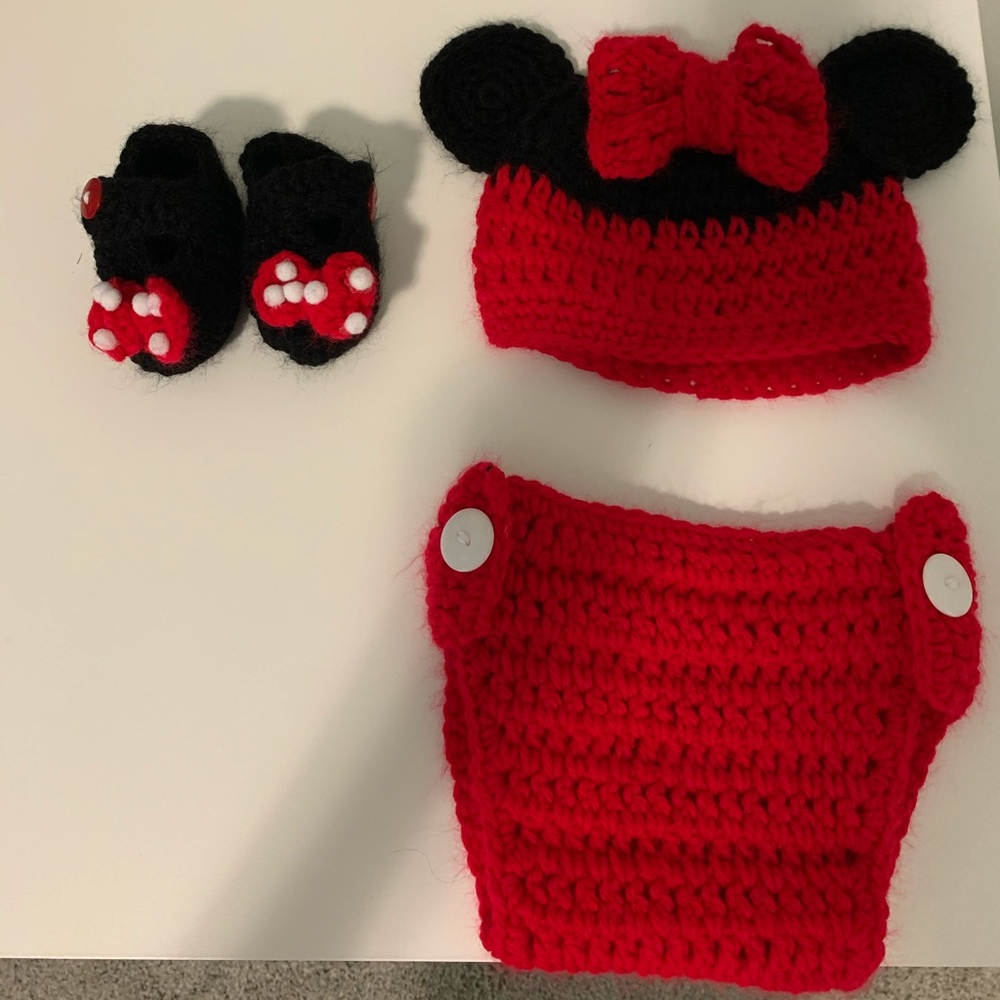 2 for $40 Handmade crotchet Minnie Mouse